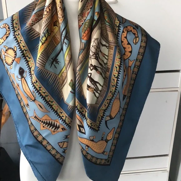 Hermes scarf - Picture 6 of 17
